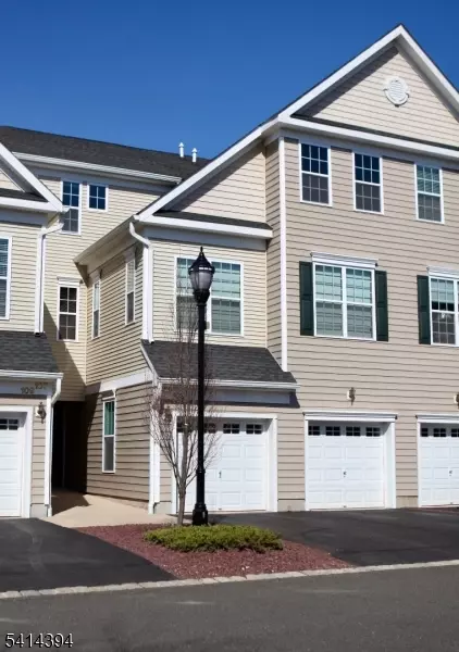 105 Swing Bridge Ln, South Bound Brook, NJ 08880