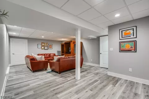 Other - 5 E Hartwick Dr, Skillman, NJ 08558 photo 3 of 8