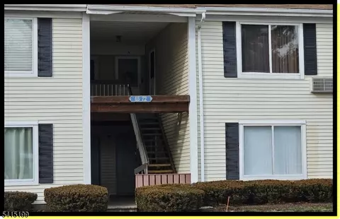 71 Eton Way, Somerset, NJ 08873