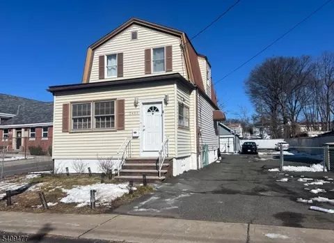 2485 Vauxhall Rd, Union, NJ 07083