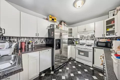 747 757 N Broad St #203, Elizabeth, NJ 07208