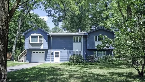 3 Canfield St, Stanhope, NJ 07874