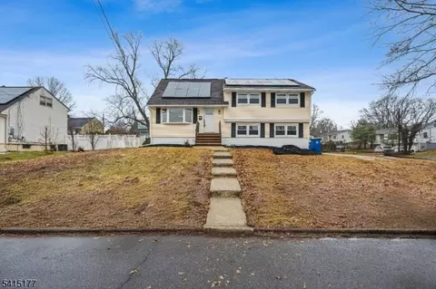 172 Rodney Ave, Franklin Twp, NJ 08873
