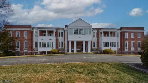 520 Turnpike C222 #222, Pequannock Twp, NJ 07444