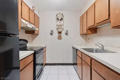 760 Mill St #C3, Belleville, NJ 07109