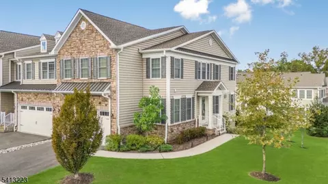 29 Wilson Dr, Morristown, NJ 07960