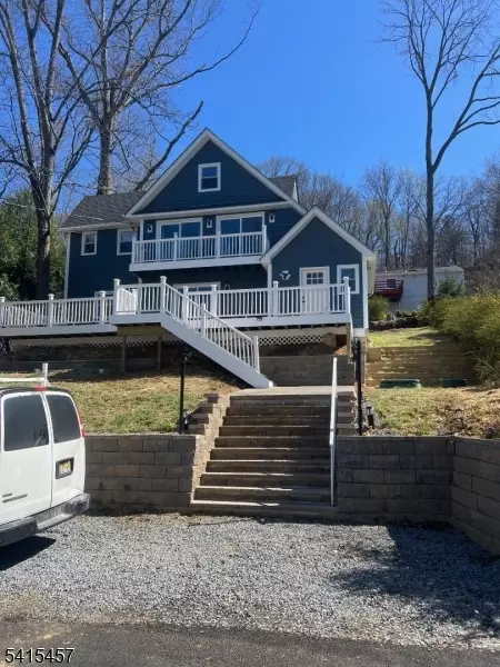 49 Birch Pkwy, Sparta, NJ 07871