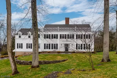42 Mockingbird, Hackettstown, NJ 07840