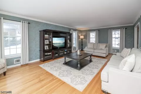 42 Mockingbird, Hackettstown, NJ 07840 photo 10