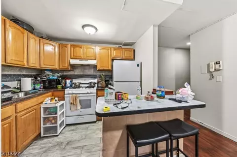 747 757 N Broad St #108, Elizabeth, NJ 07208