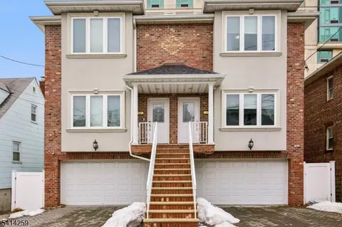 10 Glen St, Cliffside Park, NJ 07010