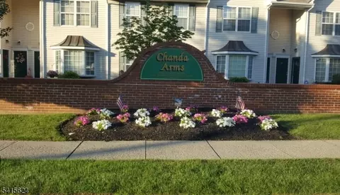 5 Chanda Ct #5, Clifton, NJ 07012