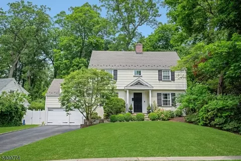 49 Norwood Ave, Summit, NJ 07901