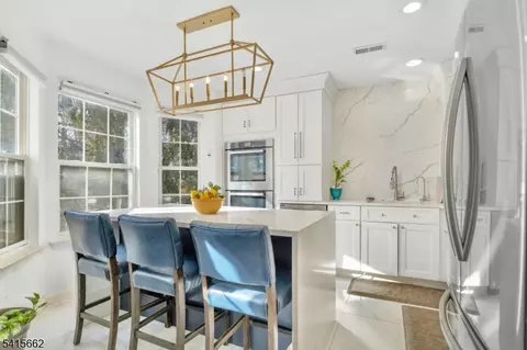 1004 Cypress Ln, East Brunswick, NJ 08816