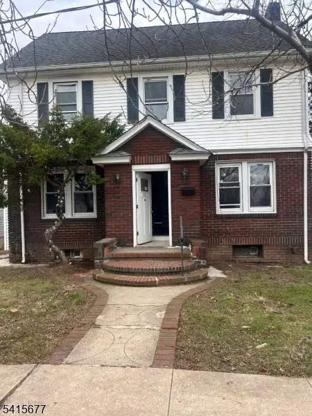 301 Hillside Rd, Elizabeth, NJ 07208