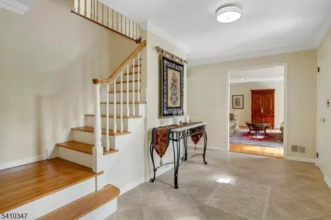 115 Berkeley Cir, Basking Ridge, NJ 07920 photo 3