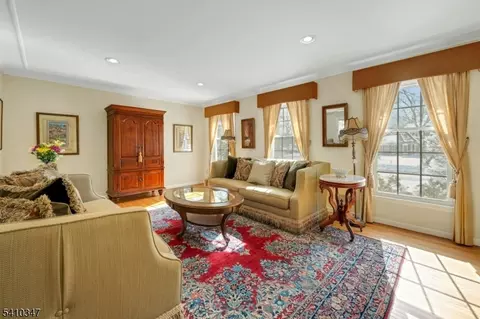 115 Berkeley Cir, Basking Ridge, NJ 07920 photo 4