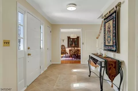 115 Berkeley Cir, Basking Ridge, NJ 07920 photo 2