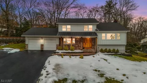 10 Winonah Ave, Wayne, NJ 07470