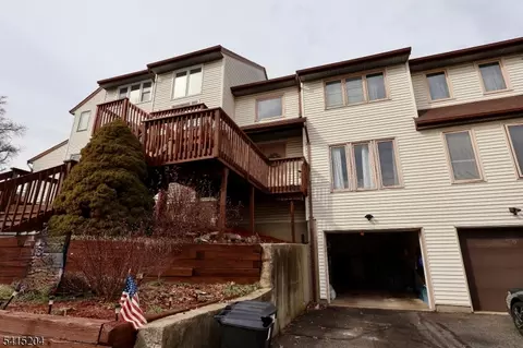 Exterior - 4 Sickle St, Dover, NJ 07801 photo 4 of 4