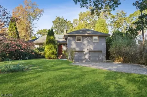 398 Grove St, Montclair, NJ 07043