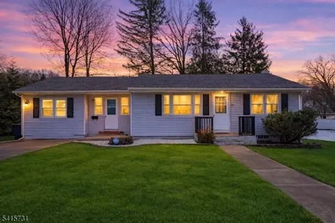 81 Jefferson Ave, Dover, NJ 07801