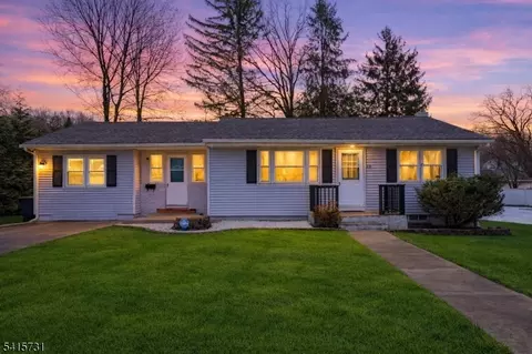 81 Jefferson Ave, Dover, NJ 07801