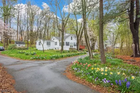 37 Mount Hope Rd, Rockaway, NJ 07866