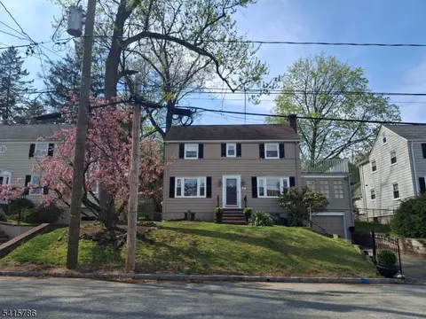 59 Hillside Ave, West Orange, NJ 07052