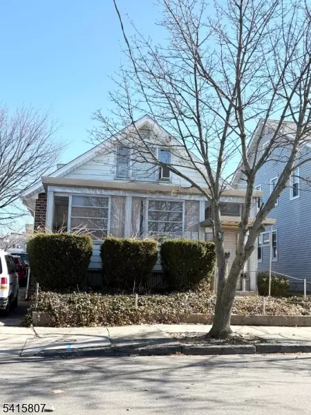 606 Hagel Ave, Linden, NJ 07036