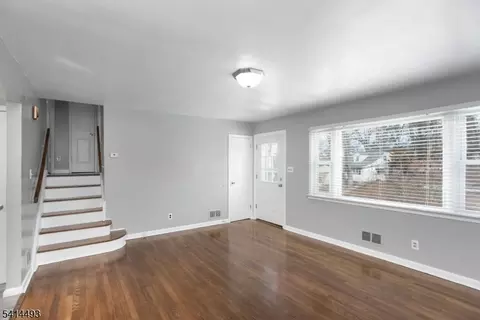 Living - 667 Colfax Rd, Wayne, NJ 07470 photo 3 of 3