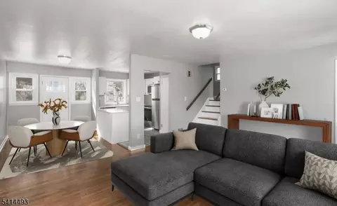 Living - 667 Colfax Rd, Wayne, NJ 07470 photo 2 of 3
