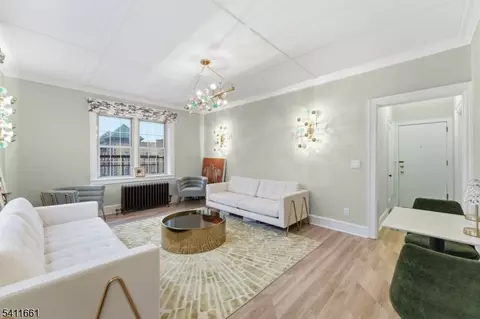 Living - 133 Summit Ave #16, Summit, NJ 07901 photo 2 of 4