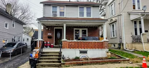 37 Colby Pl, Phillipsburg, NJ 08865