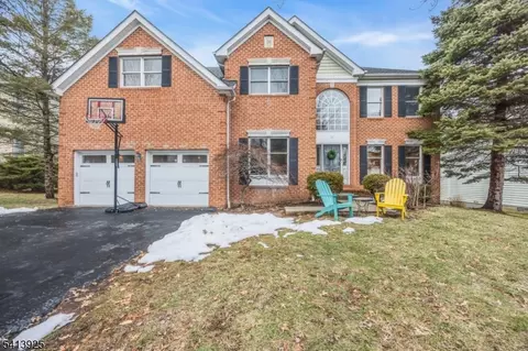 12 Sentinel Dr, Basking Ridge, NJ 07920