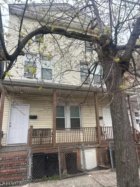 439 Marshall St, Elizabeth City, NJ 07206