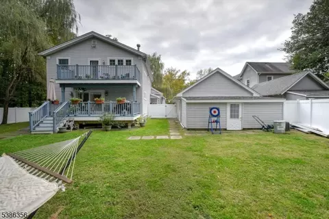 481 Terrill Rd, Fanwood, NJ 07023