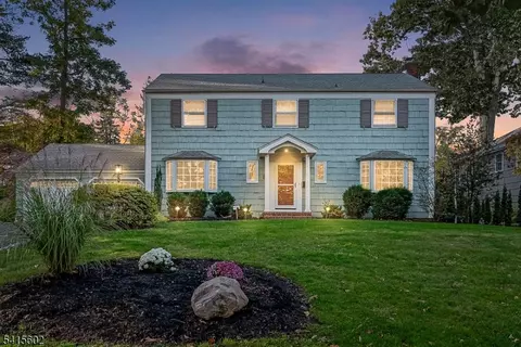 8 Macopin Ave, Montclair, NJ 07043