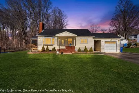 10 Dalrymple St, Randolph, NJ 07869