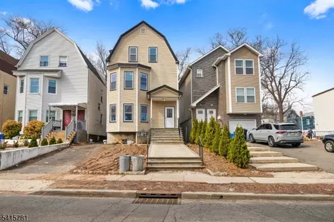 543 N Grove St, East Orange, NJ 07017