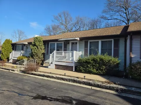 60 Stoll St #9, Netcong, NJ 07857