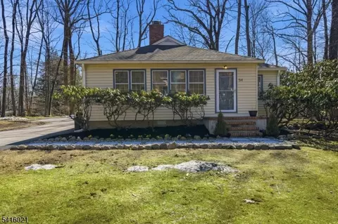 54 Cobb Rd, Mountain Lakes, NJ 07046