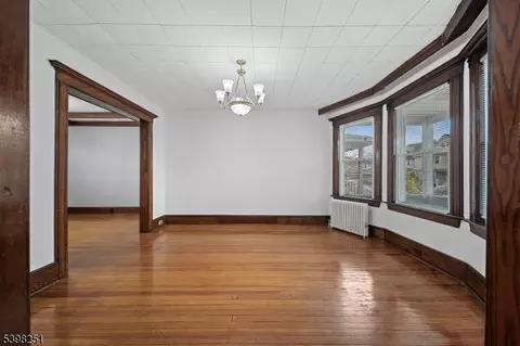30 E 2nd St, Clifton, NJ 07011 photo 9