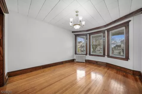 30 E 2nd St, Clifton, NJ 07011 photo 8
