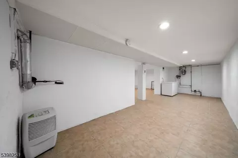 30 E 2nd St, Clifton, NJ 07011 photo 29