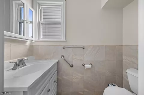 30 E 2nd St, Clifton, NJ 07011 photo 14