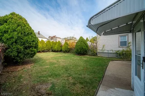 30 E 2nd St, Clifton, NJ 07011 photo 32