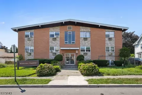 14 Hazard Pl #3C, Elizabeth, NJ 07208