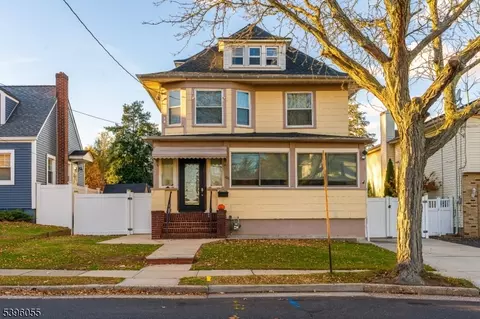106 W Gibbons St, Linden, NJ 07036