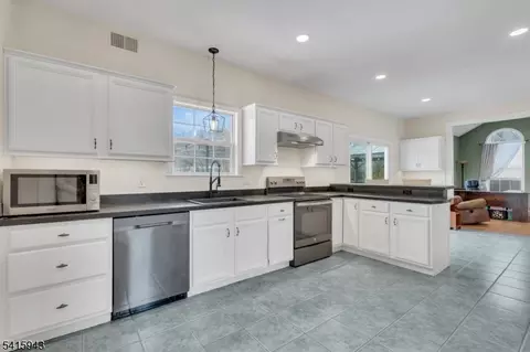 81 Ridge Rd, Hackettstown, NJ 07840 photo 3